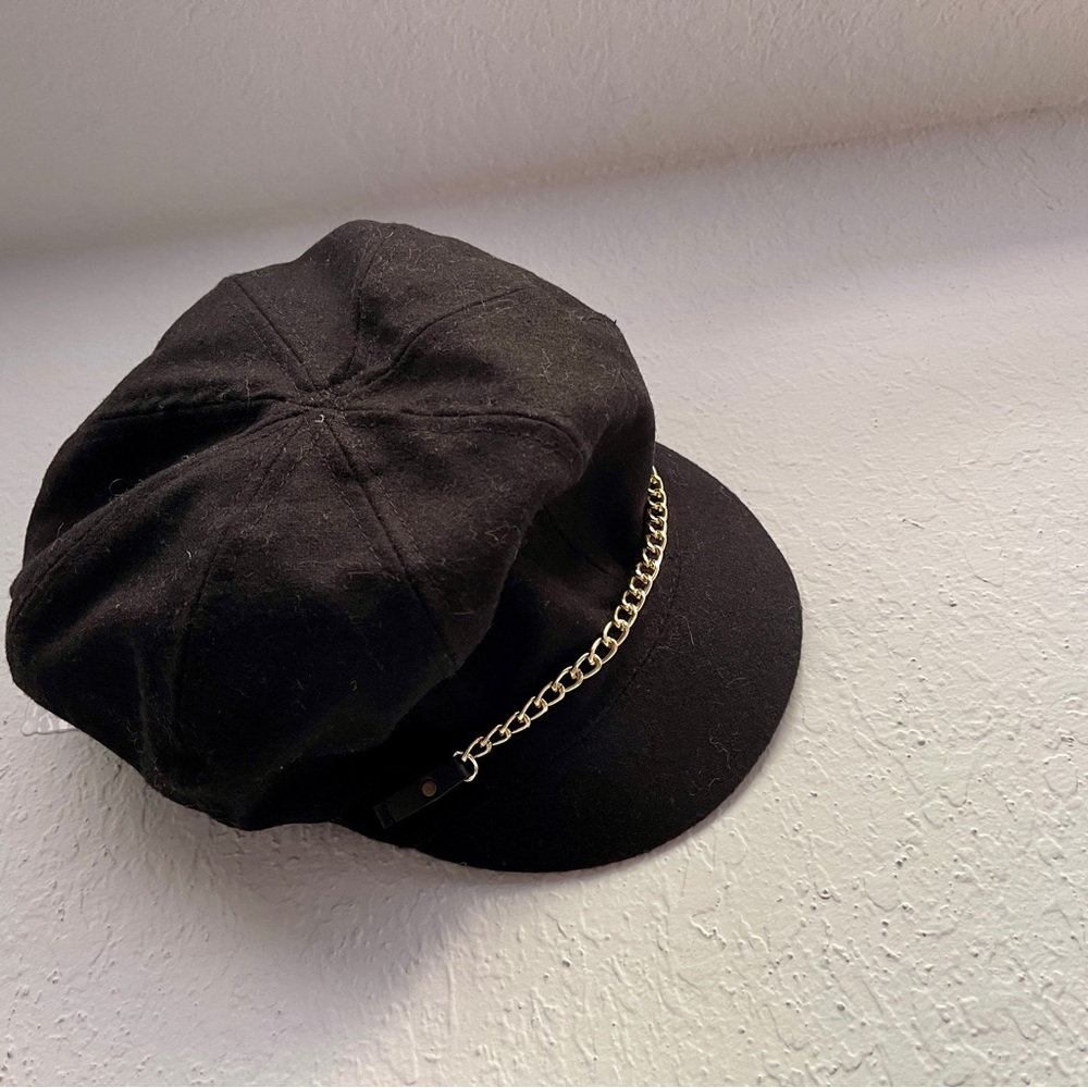 August Hats Black Newsboy Cap with Gold Chain Trim